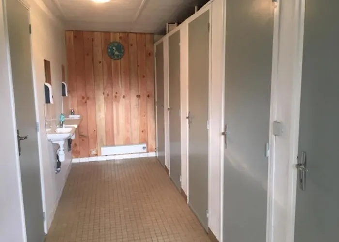 Inviting 2-bed In Domfront En Poiraie Hébergement de vacances *